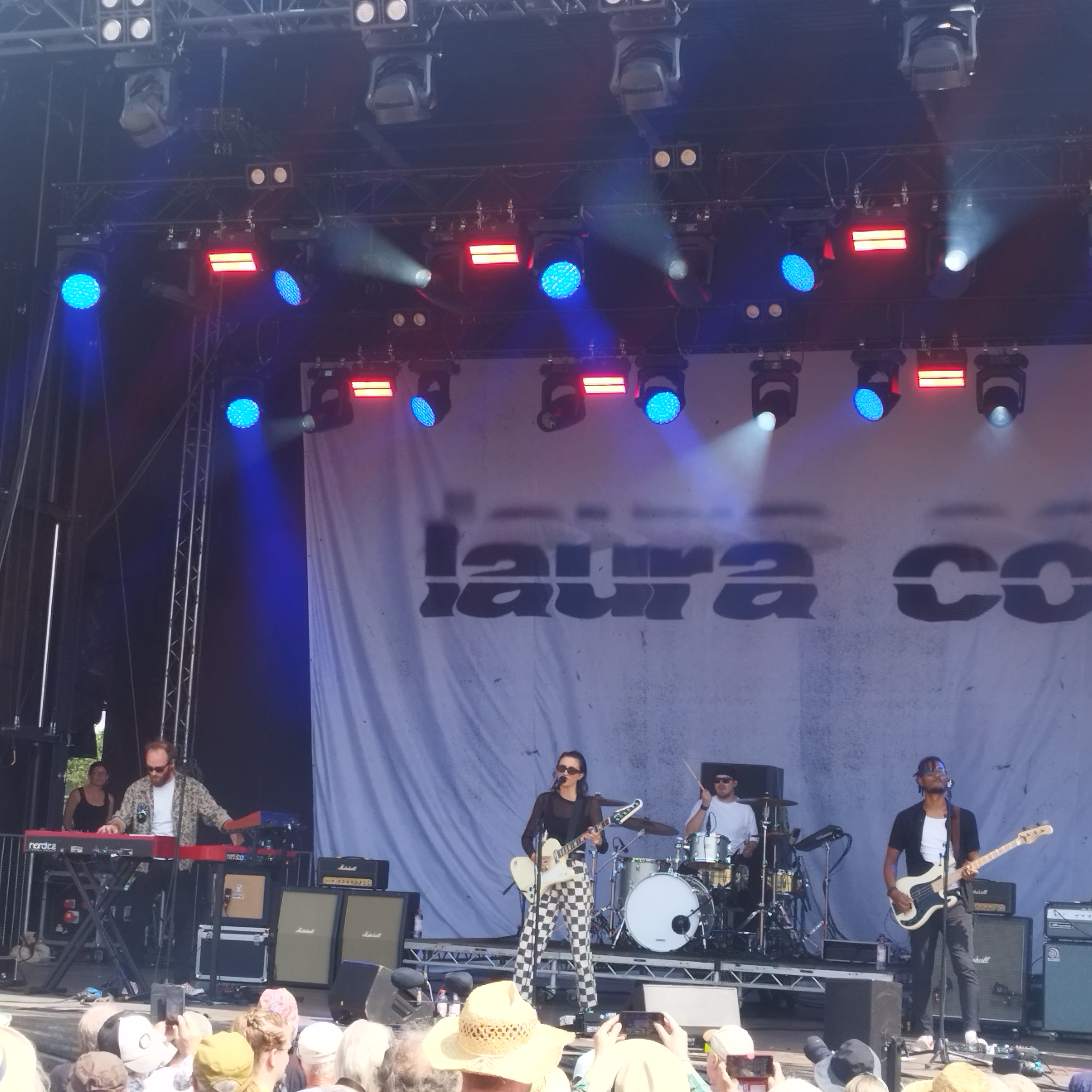 LauraCox2026-08-01BurgHerzbergFestivalGermany (2).jpg